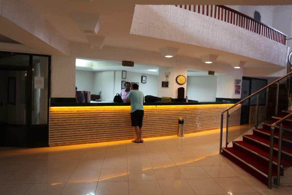Malhun Hotel Фетхие Экстерьер фото
